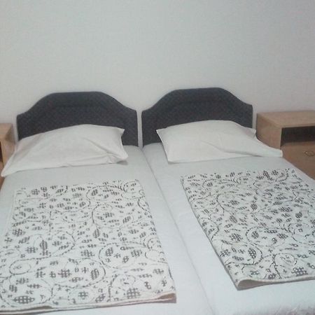 Djordjevic Hotel Budva Luaran gambar